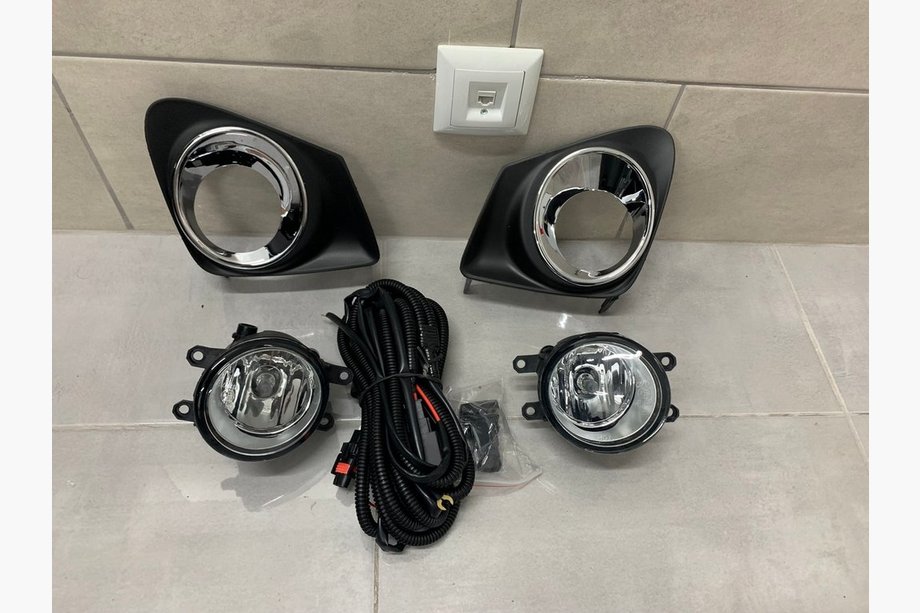 Toyota Corolla 2013-2019 Proiectoare ceata 2013-2016 (2 buc, Halogen) Image