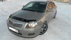 Toyota Avensis 2003-2009 Deflector capota (VIP) foto 1