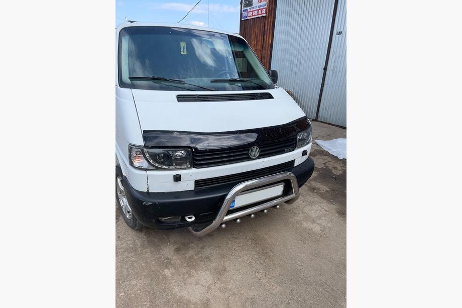 Volkswagen T4 Caravelle/Multivan 1990–2003 Deflector capota (faruri drepte) (HIC) Image