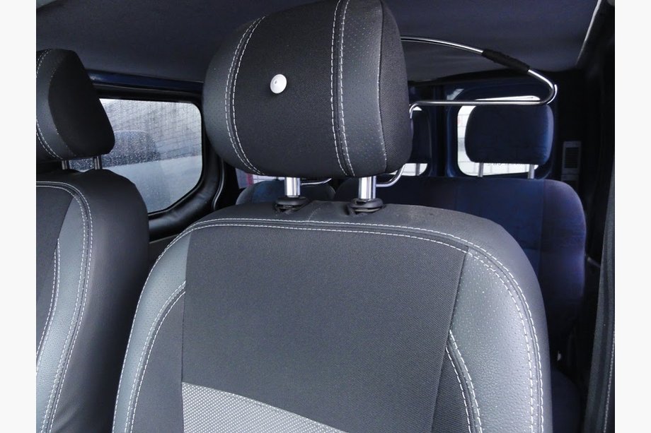 Renault Trafic 2001–2015 Huse auto (piele și material textil, Premium) Scaune fata 2↗1 Foto 2