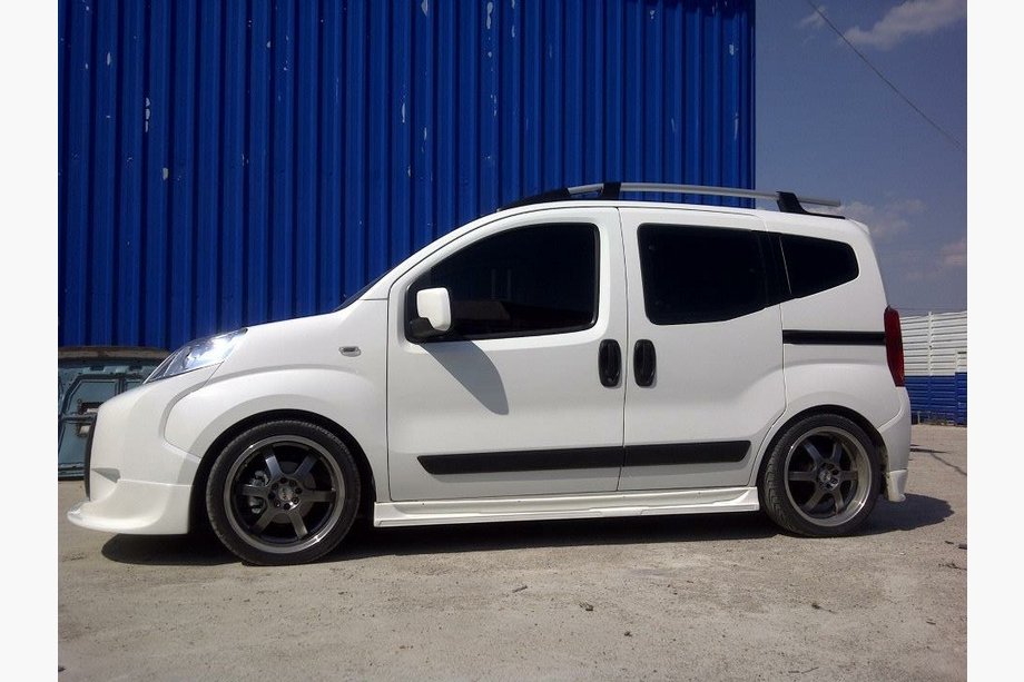 Peugeot Bipper 2008-2017 Praguri laterale brute (pentru vopsit) Foto 2