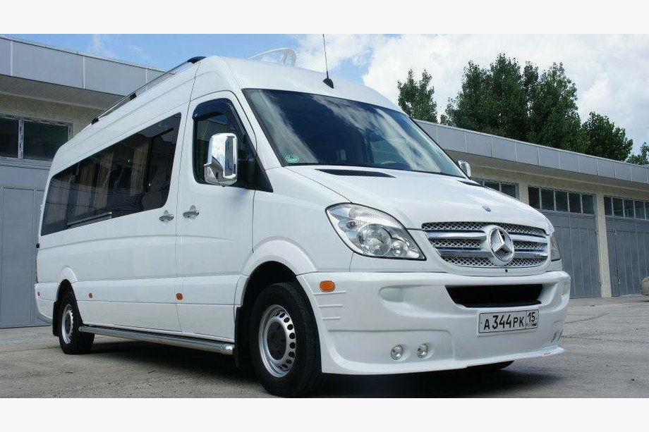Mercedes Sprinter W906 2006–2018 Capac bara fata cu 4 faruri (2006-2013) Foto 3