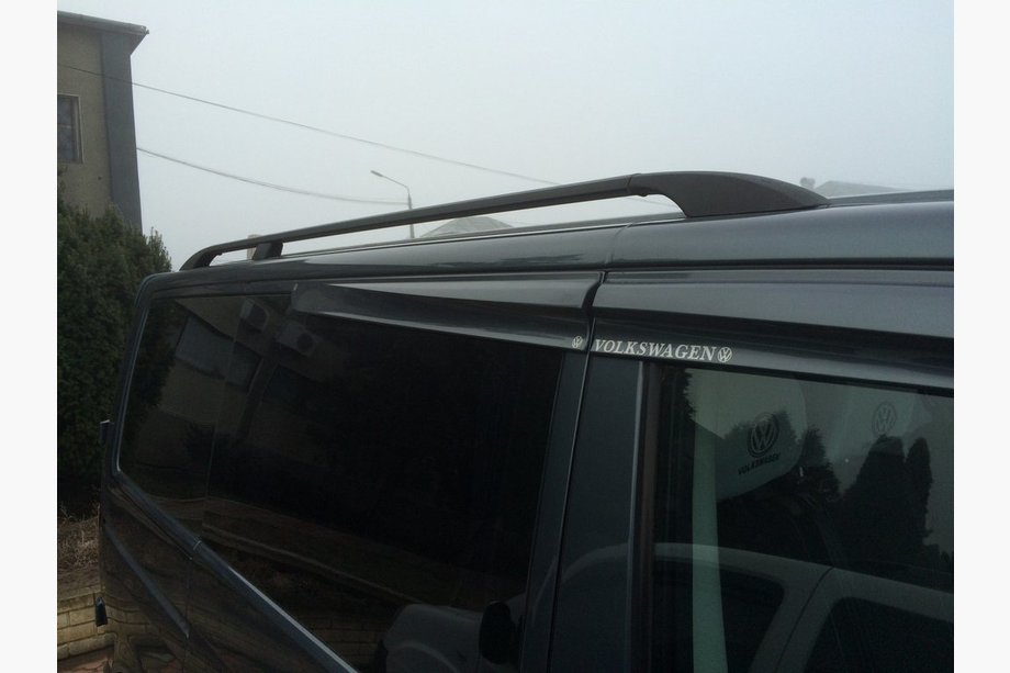 Volkswagen T5 2010-2015 Bare longitudinale negre Baza lunga, picioare din plastic Foto 3