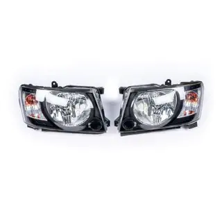 Faruri Fata Safari Black (2004-2008, 2buc) Nissan Patrol Y61 1997-2011 foto 1