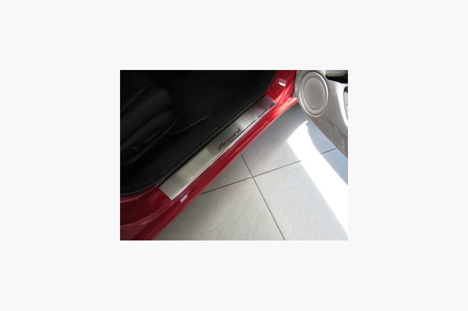Honda Accord VII 2002-2007 Praguri Natanika Premium (4 buc, inox) Foto 1