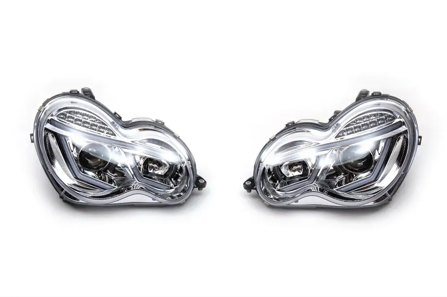 Mercedes C-class W203 2000-2007 Faruri fata cu lumini de zi LED (2 buc) Image
