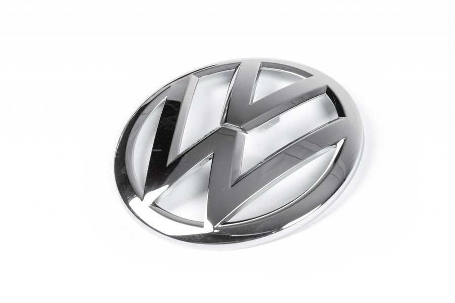 Volkswagen Tiguan 2016-2023 Emblema spate (partea superioara, Original) Foto 1
