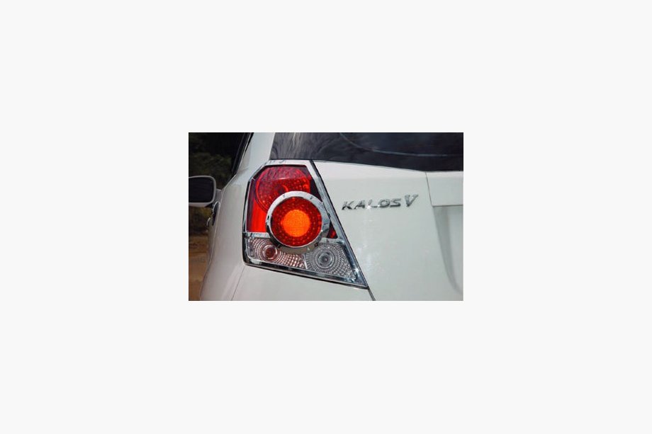 Chevrolet Aveo T200 2002-2008 Capace crom stopuri HB (2 buc, plastic) Image