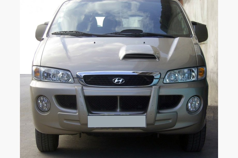 Hyundai H200, H1, Starex 1998-2007 Bara fata centrala lip (grund pentru vopsire) Image