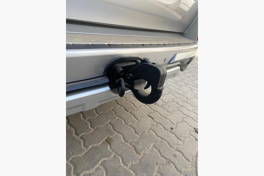 Toyota Land Cruiser 200 2007-2021 Carlig remorcare Image