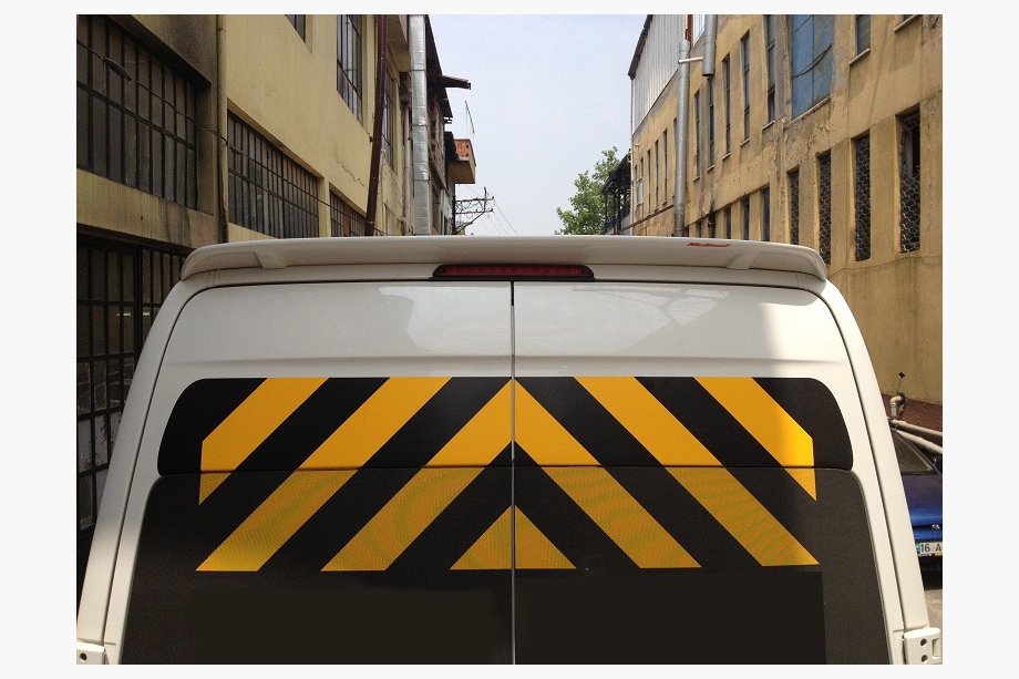 Mercedes Sprinter W901/902/903/904/905 1995–2006 Spoiler spate Anatomico (grund pentru vopsire) Image