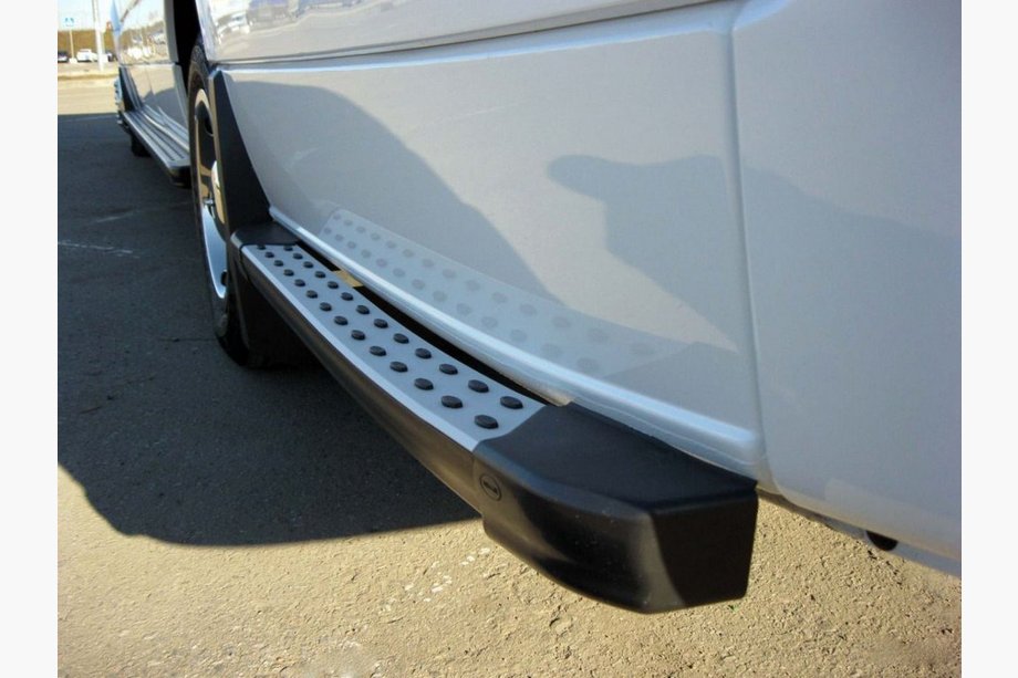 Mercedes Sprinter W906 2006–2018 Praguri laterale in spatele rotii spate DOT-Line (2 buc., aluminiu) Image