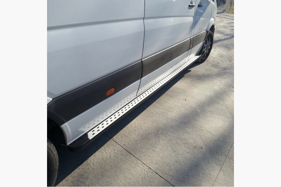 Volkswagen Crafter 2006-2016 Praguri Laterale DOT-Line (2 buc, Aluminiu) Image