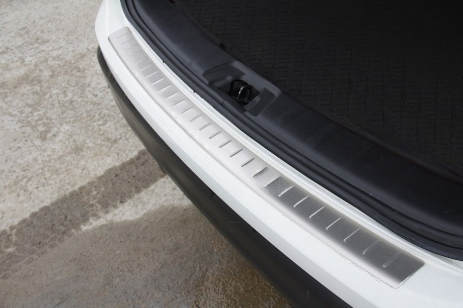 Nissan Qashqai 2014-2021 Protectie bara spate OmsaLine (2014-2017, Otel Inoxidabil) Image