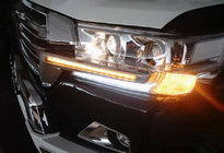 Toyota Land Cruiser 200 2007-2021 Sprancene faruri cu LED (2016↗) foto 3