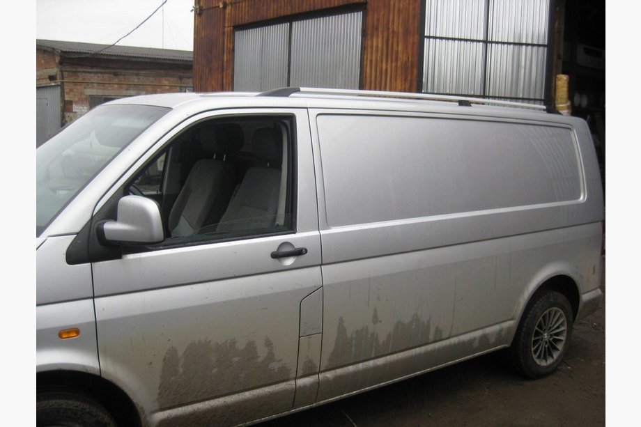 Volkswagen T5 Transporter 2003-2010 Bare Longitudinale Crom Baza scurta, picioare din plastic Foto 2