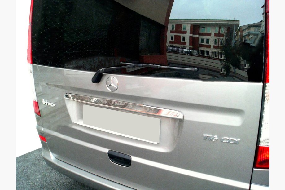 Mercedes Vito W639 2004-2014 Ornament cromat deasupra numarului (1-usa, inox) Carmos - Otel Inoxidabil Turcesc Foto 1