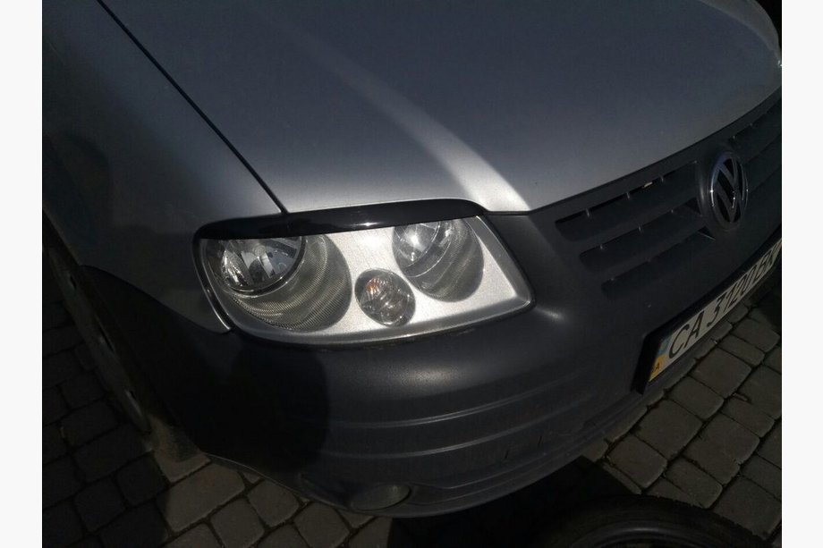 Volkswagen Caddy 2004-2010 Sprancene faruri (negre) Foto 7