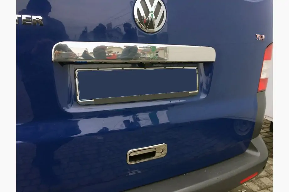 Volkswagen T5 Multivan 2003–2010 Ornament portbagaj deasupra numarului din inox Image