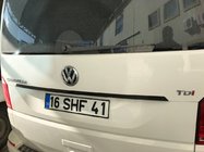 Volkswagen T6 2015-2024 Ornament deasupra placutei de inmatriculare (carbon) foto 1