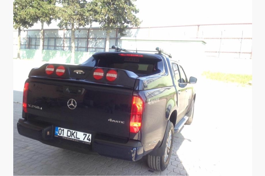 Mercedes X class 2017-2020 Hardtop GRAND BOX Image