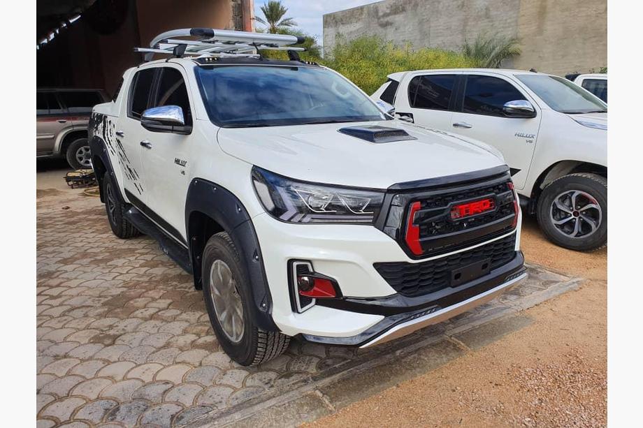 Toyota Hilux 2015- Faruri Fata Lexus Design V1 2015-2019 (Set 2 buc) Image