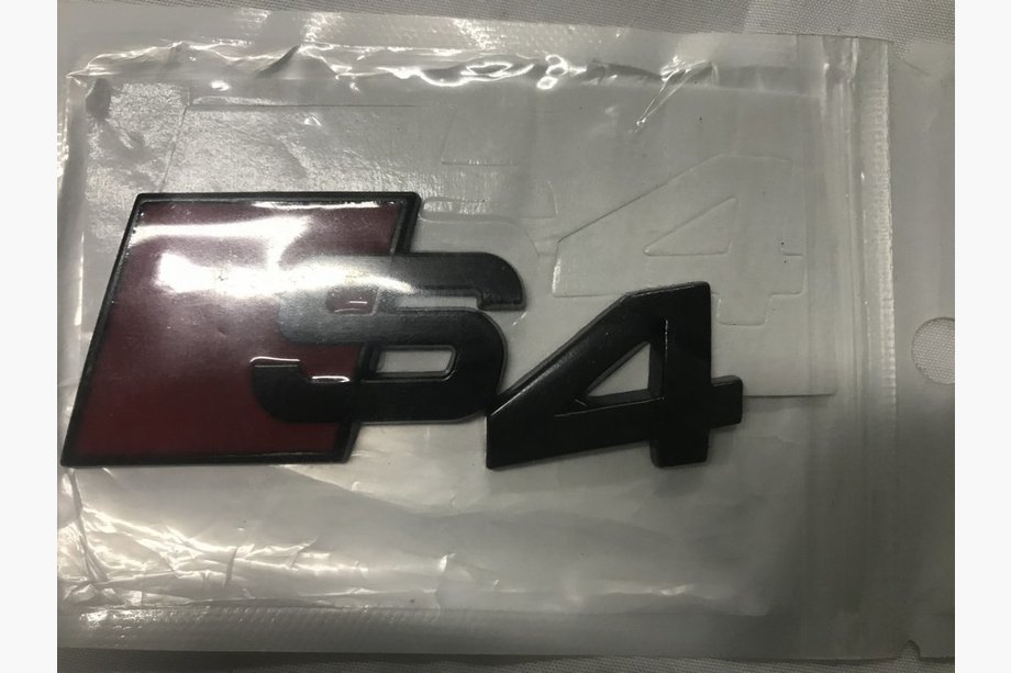 Audi A4 B6 2000-2004 Emblema S4 Negru Image