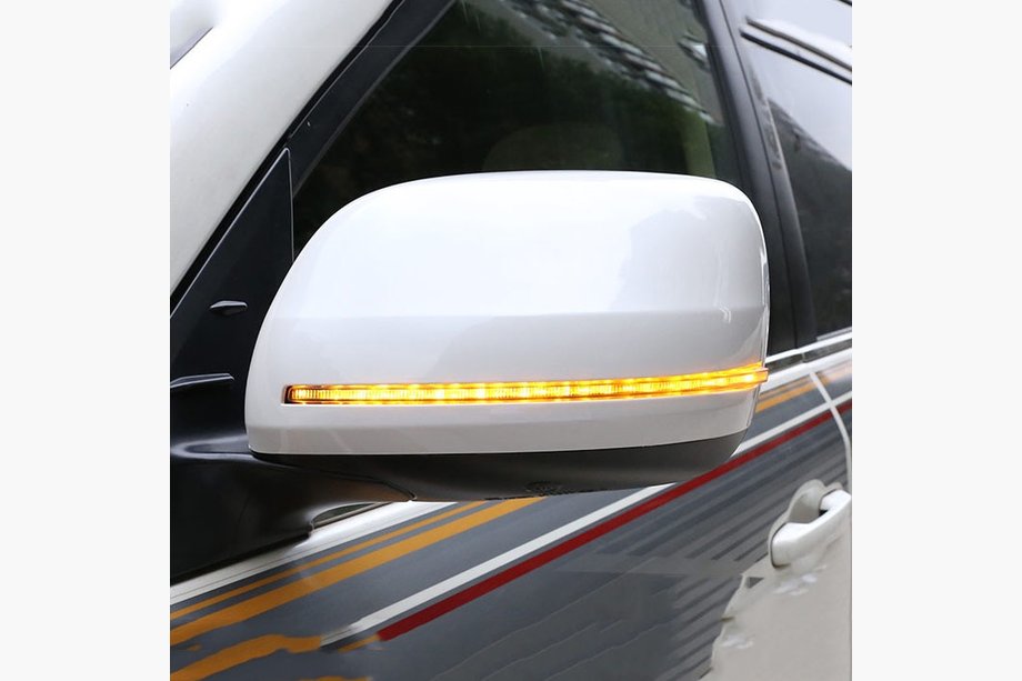 Toyota Land Cruiser 200 2007-2021 Capace Oglinzi (cu Semnalizare LED, Stil 2020) Image