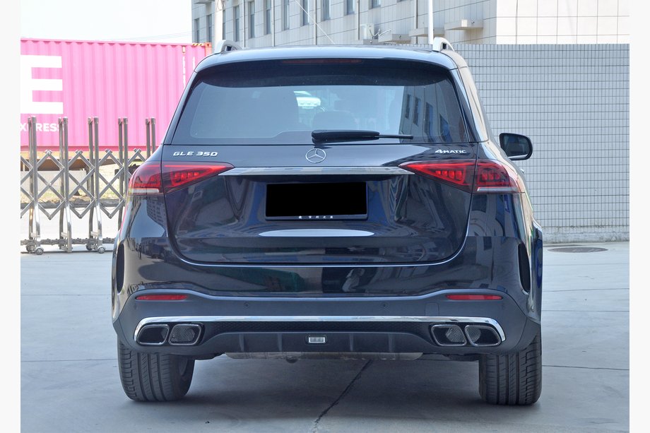 Mercedes GLE W167 2018- Difuzor spate cu ornamente evacuare GLE63 Silver (2018-2026) Image