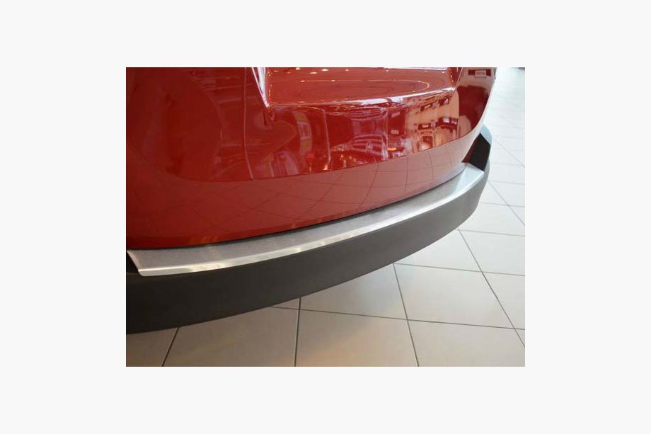 Toyota Rav 4 2013-2018 Protectie bara spate cu margine Nataniko (inox) 2016-2019 Foto 2
