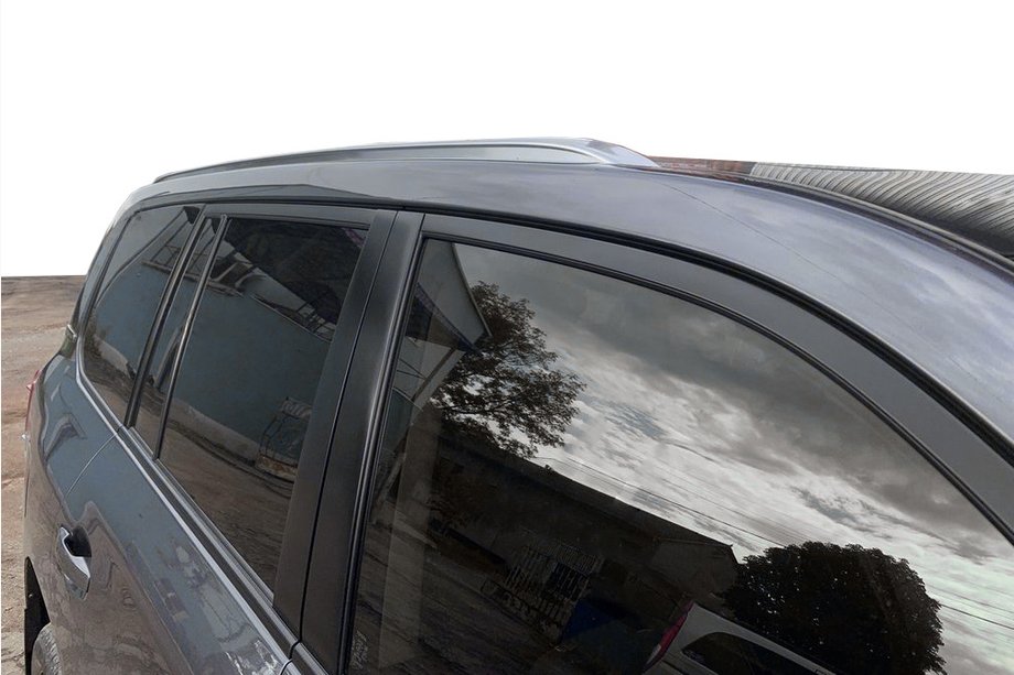 Toyota Land Cruiser 200 2007-2021 Bare longitudinale gri 2008-2015 (design Lexus 2018, 2 buc) Image