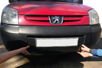 Peugeot Partner 1996-2008 Grila de iarna (2003-2008) foto 1