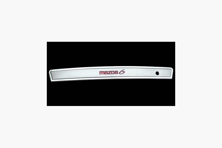 Mazda 6 2003-2008 Ornament cromat cu iluminare rosie (plastic) Image
