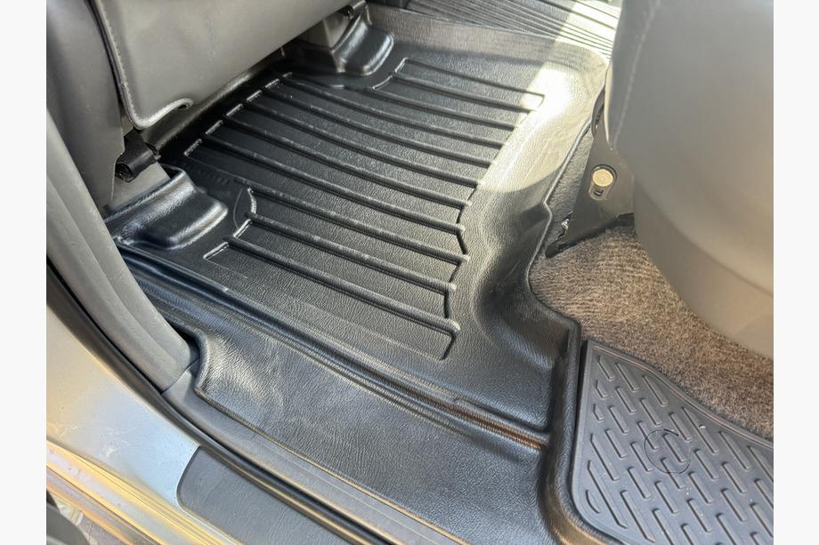 Toyota Land Cruiser Prado 120 2002-2009 Covorase auto cauciuc Stingray 3D (5 buc, poliuretan) Foto 10