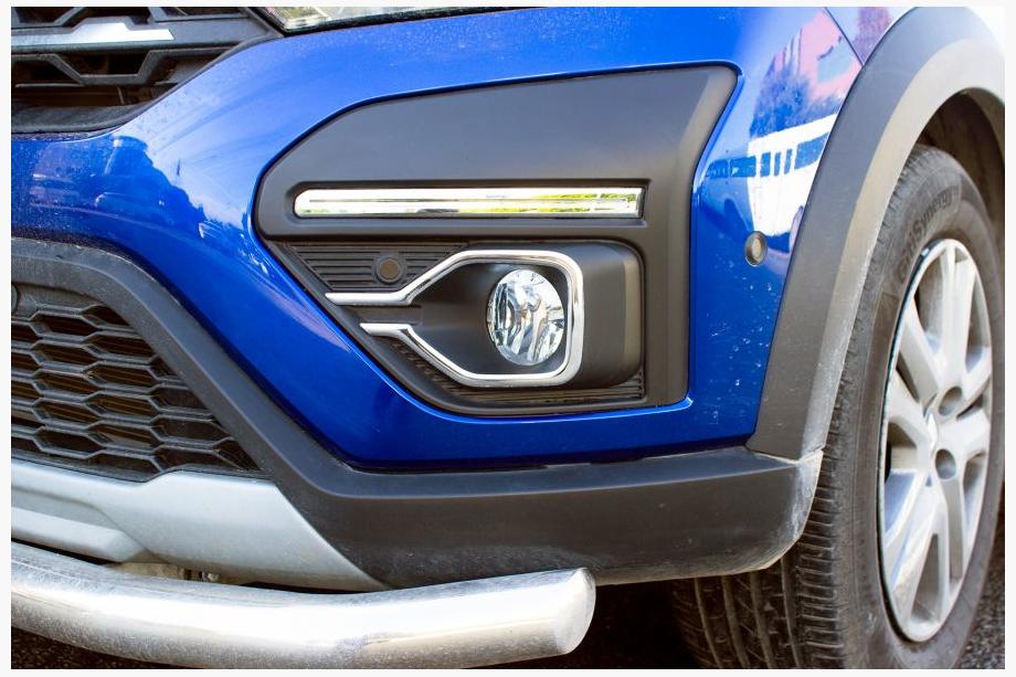 Dacia Sandero 2021- Capace cromate pentru proiectoare ceata (2 buc, inox) Image