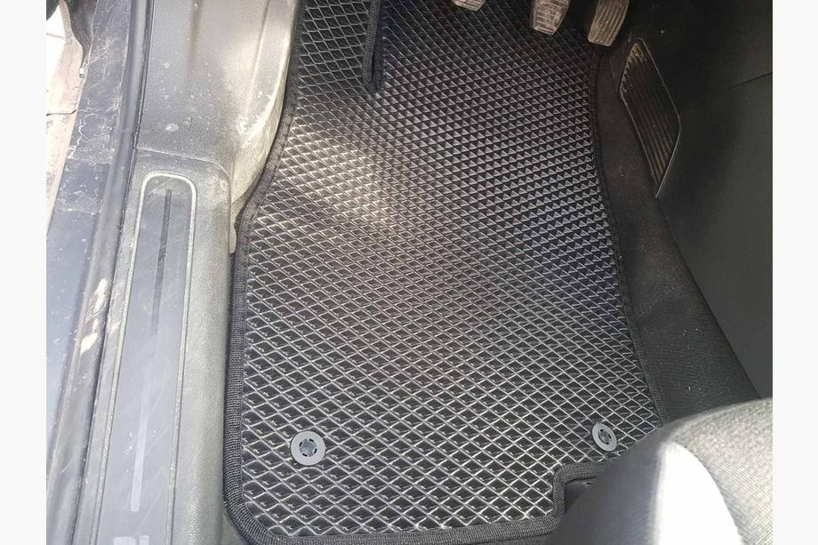 Fiat Punto Grande/EVO 2006-2018 Covorase EVA (negre) Image