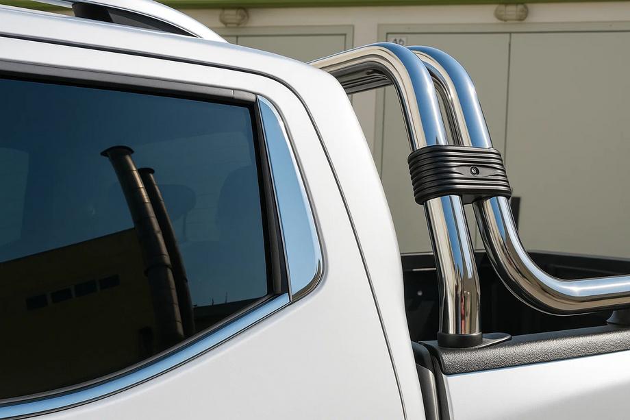 Nissan Navara/NP300 2016- Capace stalpi spate inox (2 buc) Foto 1