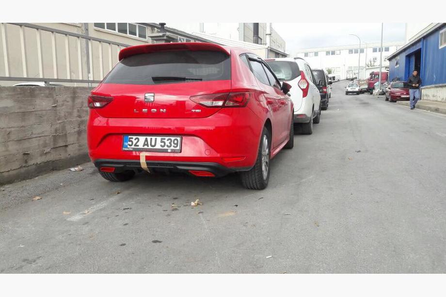 Seat Leon 2013-2020 Capac bara spate (grunduit pentru vopsire) Foto 3