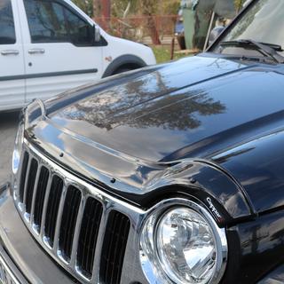 Deflector capota (EuroCap) Jeep Cherokee/Liberty 2002-2007 foto 1
