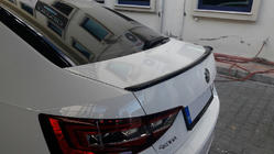 Skoda Superb 2015-2024 Spoiler (grund pentru vopsire) foto 1