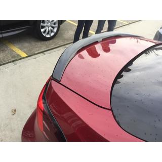 Spoiler (Meliset, grunduit pentru vopsire) Toyota Corolla 2019- foto 1