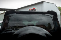 Land Rover Defender 2019- Spoiler (Carbon) foto 4