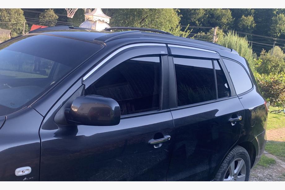 Hyundai Santa Fe 2 2006-2012 Deflectoare geamuri cu ornament cromat (4 buc, Niken) Image