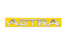 Opel Astra G classic 1998-2012 Inscription Astra (133mm x 18mm) foto 2
