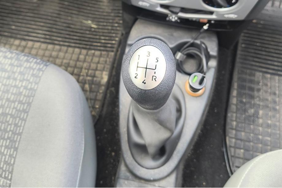 Renault Logan I 2005-2008 Buton schimbator viteze 8200079112 (negru cu crom) Foto 3