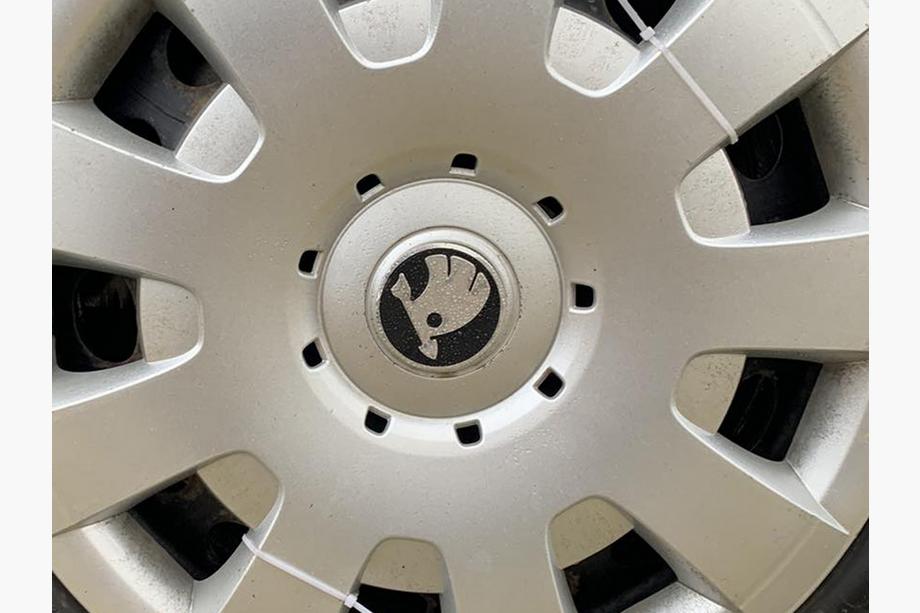 Skoda Stickere pentru jante 60mm 8932A (4 buc) Image