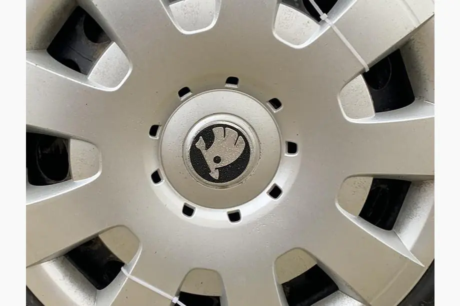 Skoda Stickere pentru jante 60mm 8932A (4 buc) Image