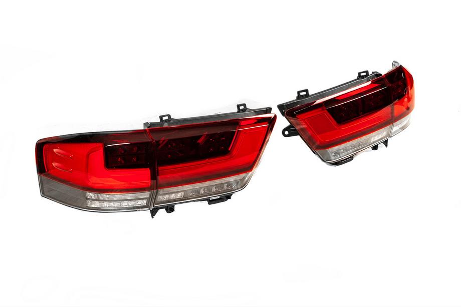Toyota Land Cruiser 200 2007-2021 Kit restyling catre LC 300 High-Line (Set complet) Foto 25