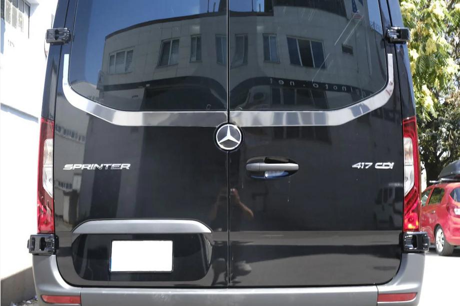 Mercedes Sprinter W907/W910 2018- Ornament geam spate V-2 Carmos (2 buc, inox) Foto 1
