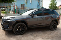 Toyota Rav 4 2019–2025 Deflectoare geamuri cu ornament cromat (4 buc, Niken) foto 5
